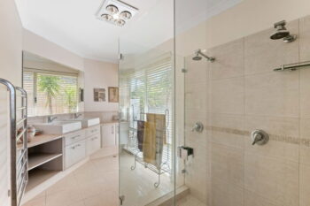 Listing image for 28 Roebuck Avenue, Canning Vale  WA  6155