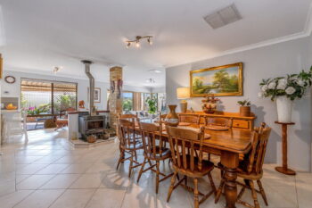 Listing image for 10 Mulga Place, Thornlie  WA  6108