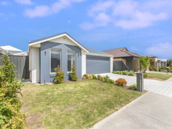 Listing image for 8 Evandale Way, Harrisdale  WA  6112