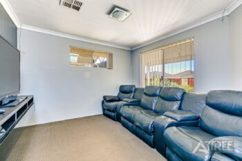 Listing image for 5 Berkeley Loop, Piara Waters  WA  6112