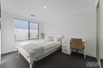 Listing image for 10 Dimer Way, Hammond Park  WA  6164