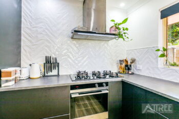 Listing image for 21 Tollington Park Road, Kelmscott  WA  6111