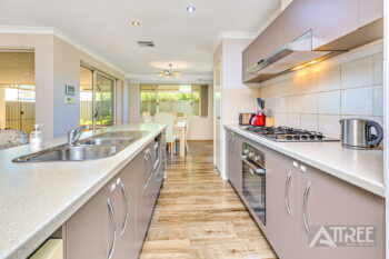 Listing image for 5 Berkeley Loop, Piara Waters  WA  6112