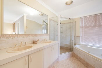 Listing image for 12 Lily Place, Thornlie  WA  6108