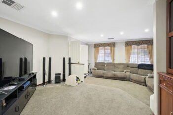 Listing image for 6 Ambassador Court, Thornlie  WA  6108