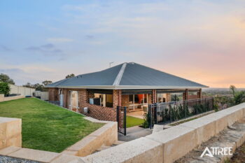 Listing image for 18 Cooliabberra Drive, Mount Richon  WA  6112