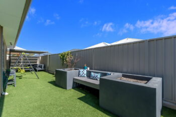 Listing image for 8 Hayford Road, Haynes  WA  6112