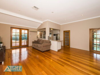 Listing image for 4 Bushlark Rise, Canning Vale  WA  6155