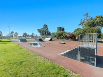 Listing image for 14 Oldenburg Way, Forrestdale WA 6112