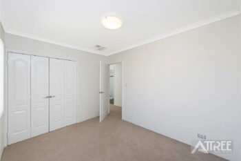Listing image for 3/8 Batsford Way, Canning Vale  WA  6155