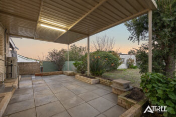 Listing image for 233 Winterfold Road, Coolbellup  WA  6163