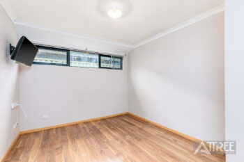 Listing image for 4 Tompkins Way, Harrisdale  WA  6112