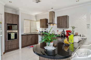 Listing image for 11 Churchill Green, Canning Vale  WA  6155