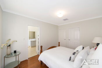 Listing image for 5 Glentrool Gardens, Canning Vale  WA  6155