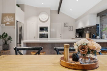 Listing image for 32 Kingsland Loop, Canning Vale  WA  6155