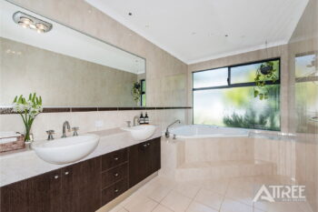 Listing image for 25 Ashmore Avenue, Canning Vale  WA  6155