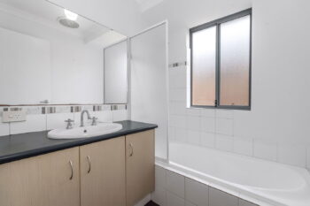 Listing image for 29B Oakleigh Pass, Harrisdale  WA  6112