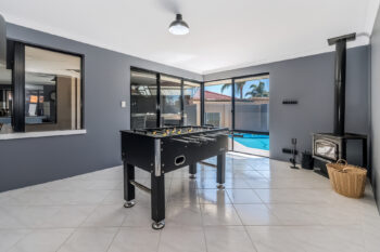 Listing image for 21 Tarragon Place, Thornlie  WA  6108