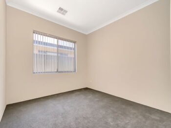 Listing image for 10 Greywacke Entrance, Piara Waters  WA  6112