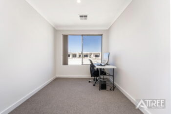 Listing image for 8 Catseye Walk, Treeby  WA  6164