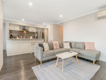 Listing image for 8 Boranup Rise, Piara Waters  WA  6112