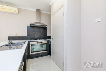 Listing image for 6 Tompkins Way, Harrisdale  WA  6112