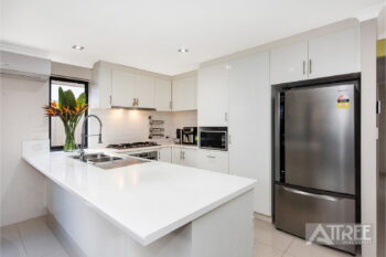 Listing image for 83 Murdoch Road, Thornlie  WA  6108