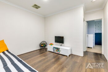 Listing image for 4 Albavale Road, Piara Waters  WA  6112