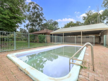 Listing image for 724 Warton Road, Treeby  WA  6164