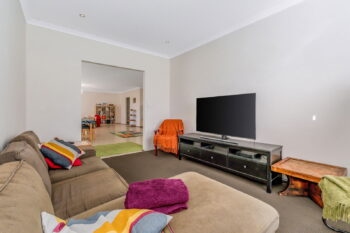 Listing image for 6 Garron Rest, Canning Vale  WA  6155