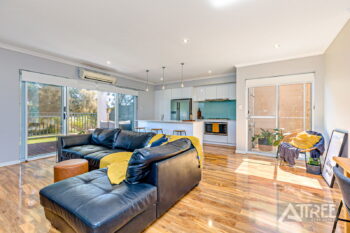 Listing image for 6 Oakbella Parade, Harrisdale  WA  6112