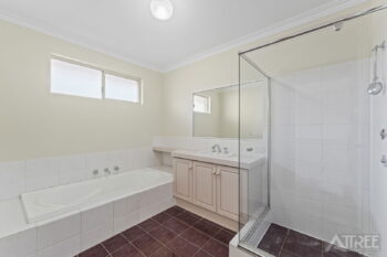 Listing image for 42 Dryandra Way, Thornlie  WA  6108