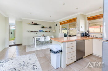 Listing image for 13 Jacana Place, Gosnells  WA  6110