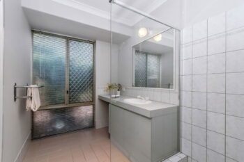 Listing image for 13 Peak View, Canning Vale  WA  6155