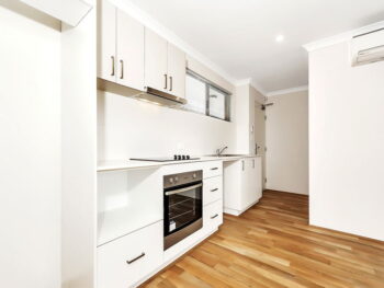 Listing image for 4/2 Delaronde Drive, Success  WA  6164