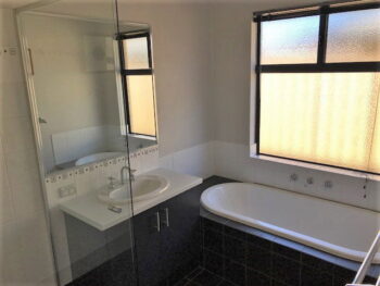 Listing image for 5 Anchorage Loop, Canning Vale  WA  6155