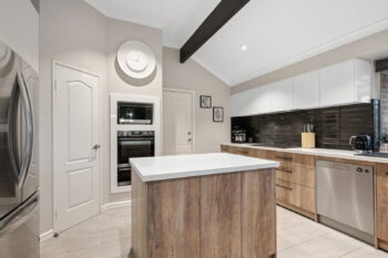 Listing image for 32 Kingsland Loop, Canning Vale  WA  6155