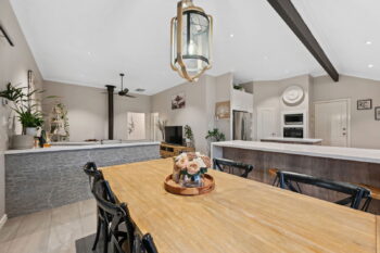 Listing image for 32 Kingsland Loop, Canning Vale  WA  6155