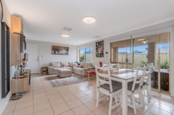 Listing image for 12 Middle Parkway, Canning Vale  WA  6155