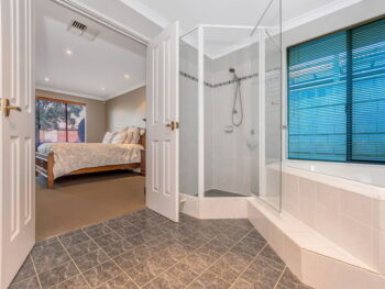 Listing image for 7 Burnside Terrace, Canning Vale  WA  6155