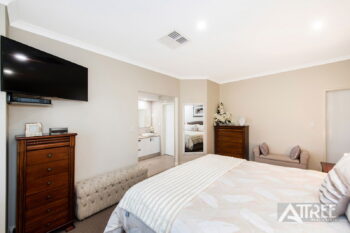 Listing image for 19 Illawarra Crescent, Canning Vale  WA  6155