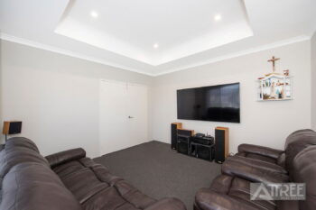 Listing image for 28 Hydrangea Road, Treeby  WA  6164