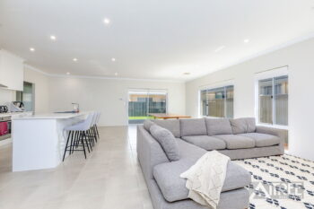 Listing image for 39 Clementine Boulevard, Treeby  WA  6164