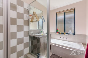 Listing image for 10 Cornforth Way, Piara Waters  WA  6112