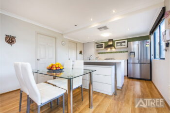 Listing image for 4/194 Boardman Road, Canning Vale  WA  6155