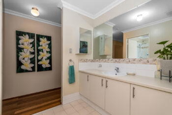 Listing image for 10 Counihan Bend, Harrisdale  WA  6112