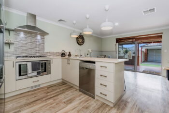 Listing image for 39 Biddiarra Bend, Southern River  WA  6110