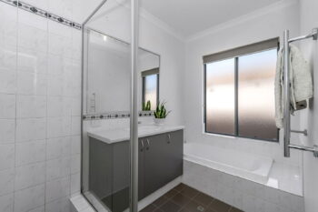 Listing image for 141 Monticello Parkway, Piara Waters  WA  6112