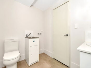 Listing image for 4/2 Delaronde Drive, Success  WA  6164