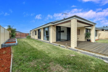 Listing image for 185 Castlewood Parkway, Southern River  WA  6110